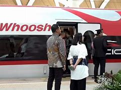 Kereta Cepat Whoosh Resmi Beroperasi